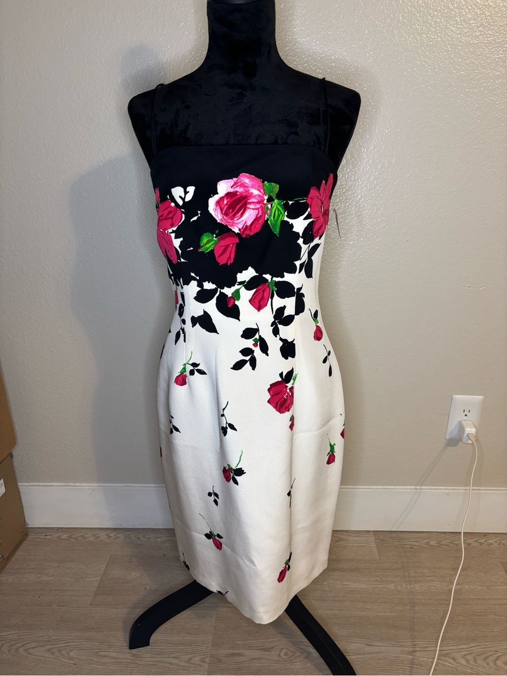 David Meister Neiman Marcus Black Pink & White Floral Midi Dress Size 8 NWT